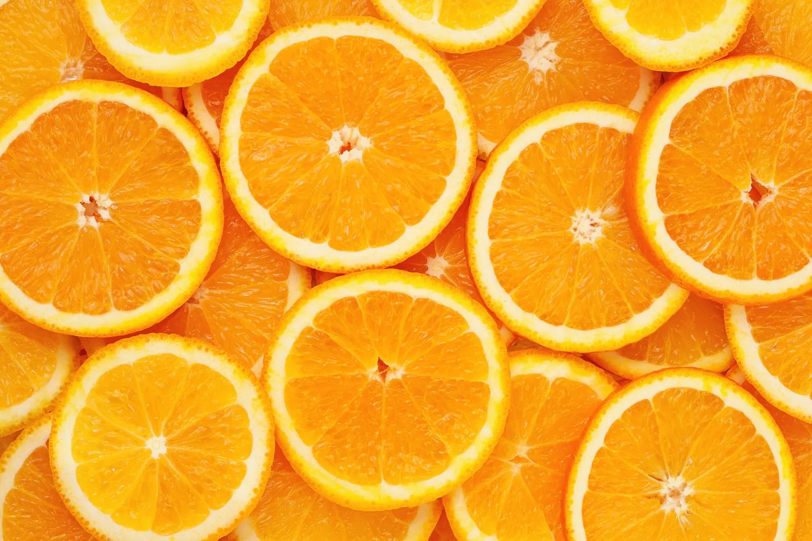 muchas rodajas de naranja