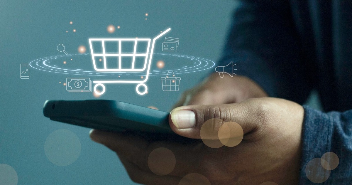 Las personas de negocios utilizan el Plan de compras de mercadeo global de Internet y el Concepto bancario de Tecnología de Comercio Electrónico. 2024 Concepto de comercio electrónico.
